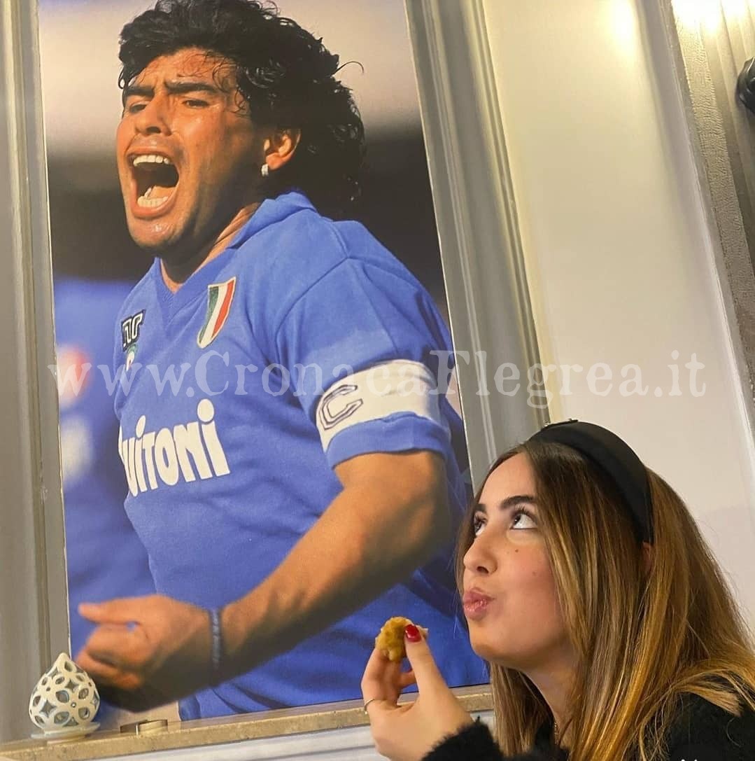 Cena quiz su Maradona da “Nonna Pina”, la trattoria più napoletana di Napoli – LE FOTO