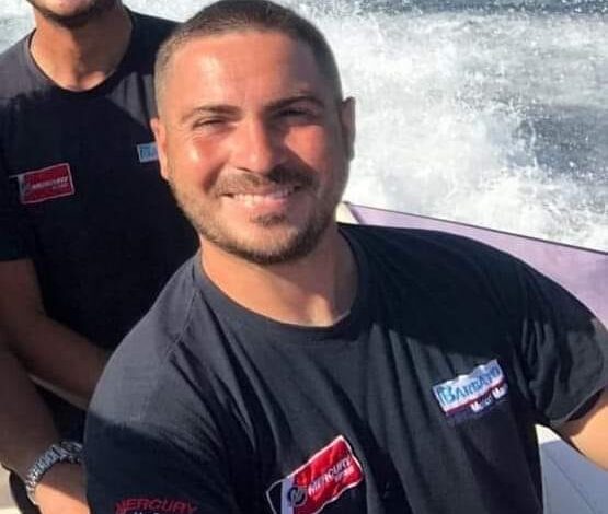 POZZUOLI/ A Licola l’ultimo saluto a Pasquale Corsaro, morto in un incidente in mare