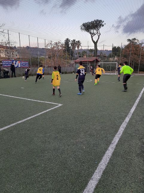 POZZUOLI/ Oltre 200 ragazzi in campo per il Torneo di Natale