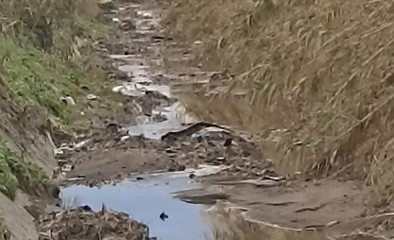 Maltempo, da Licola allarme per l’Alveo dei Camaldoli «Ci sono rifiuti, rischiano di finire in mare»