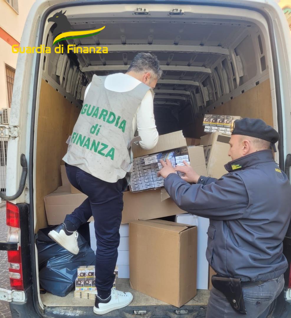 L’OPERAZIONE/ Sequestrati 8 quintali di sigarette di contrabbando, due arresti