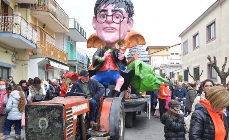 Carnevale a Quarto, tre giorni di festa tra sfilate in maschera, carri allegorici e spettacoli