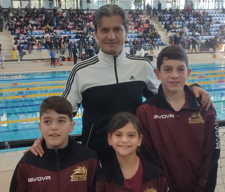 NUOTO/ Piccoli nuotatori di Pozzuoli sul podio dei campionati regionali