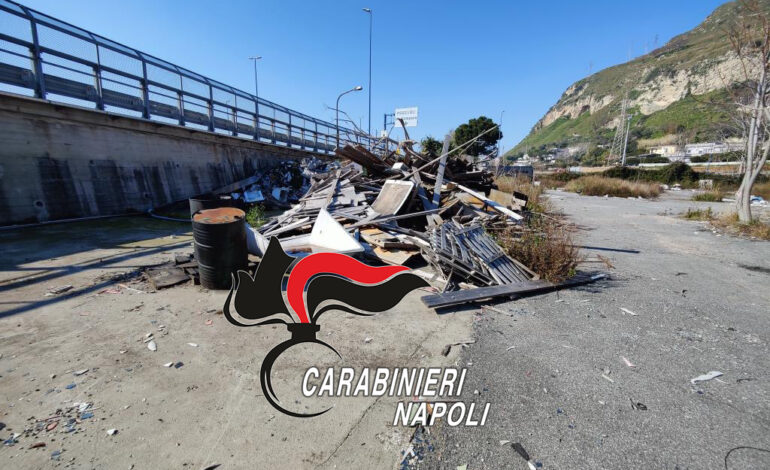 POZZUOLI/ Scoperta una discarica abusiva a due passi dalla tangenziale: 8 denunce – LE FOTO