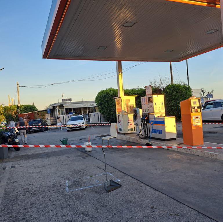 POZZUOLI/ Spari al distributore di benzina, la condanna del sindaco: «Non c’è spazio per la malvivenza nella nostra città»