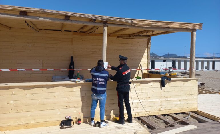 POZZUOLI/ Abusi edilizi al “Makai Natural Beach” di Licola: sei persone denunciate