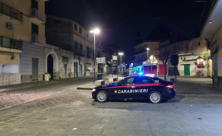 Controlli dei carabinieri a Varcaturo, denunciate tre persone