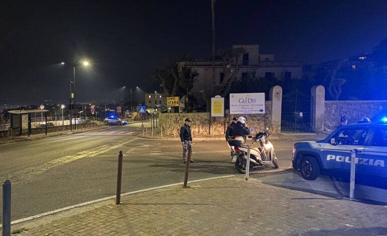 Alto impatto della polizia a Pozzuoli: identificate 50 persone