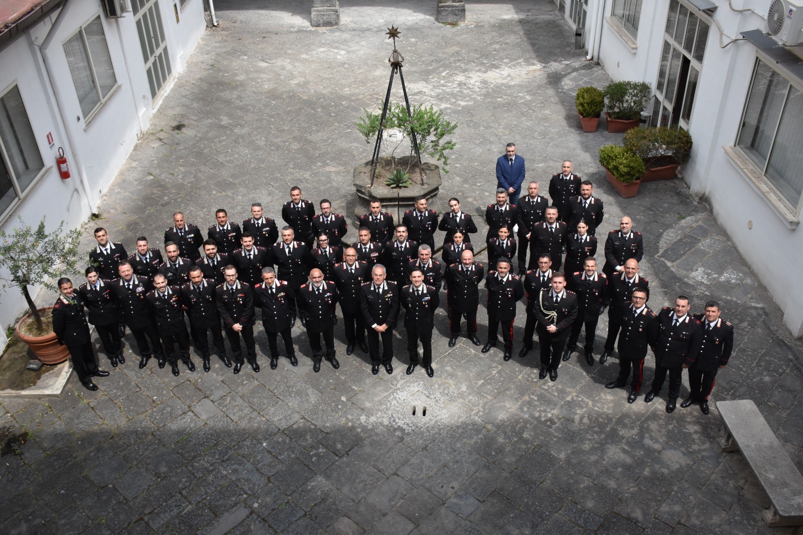 Il Comandante Interregionale Carabinieri “Ogaden” incontra i militari del Gruppo Carabinieri di Napoli