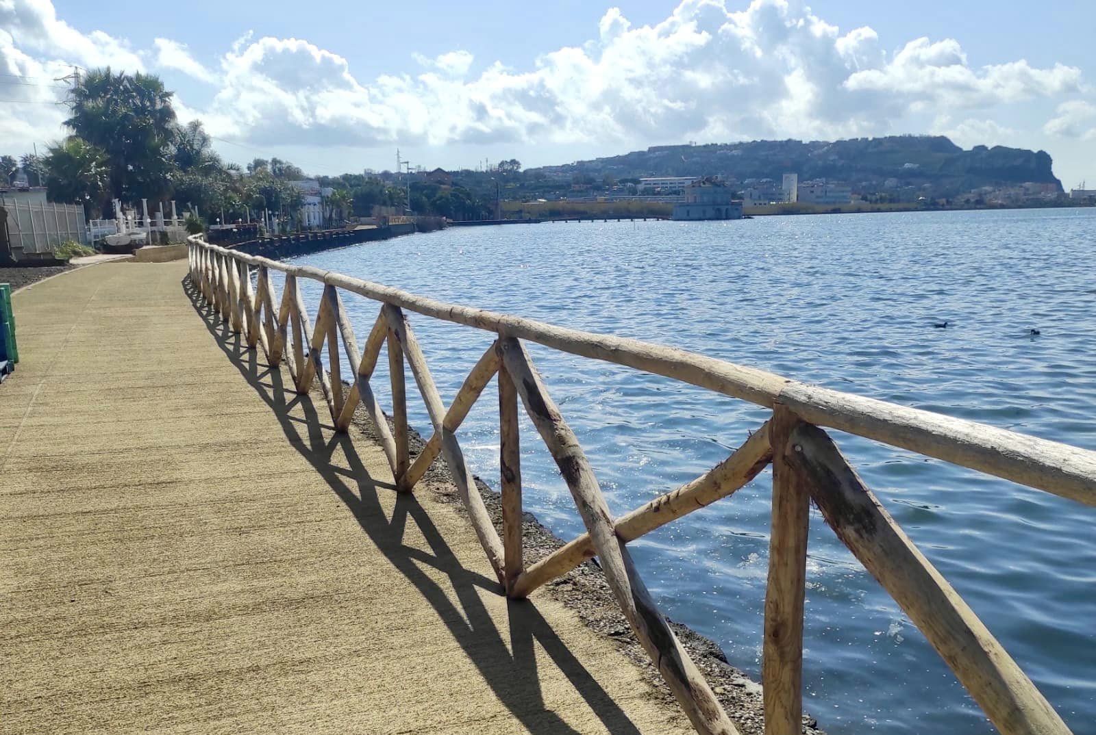 BACOLI/ Pista ciclabile del lago Fusaro: lunedì il taglio del nastro