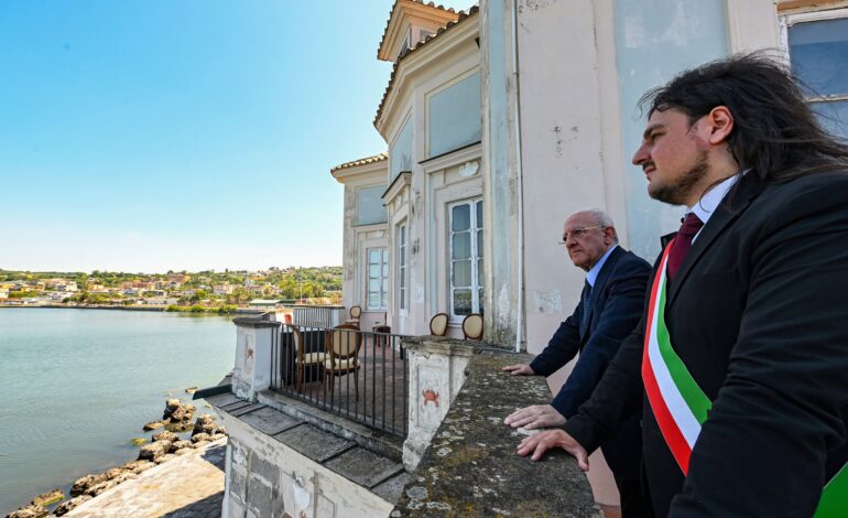 Il Governatore De Luca a Bacoli per l’apertura del nuovo percorso naturalistico intorno al Lago Fusaro