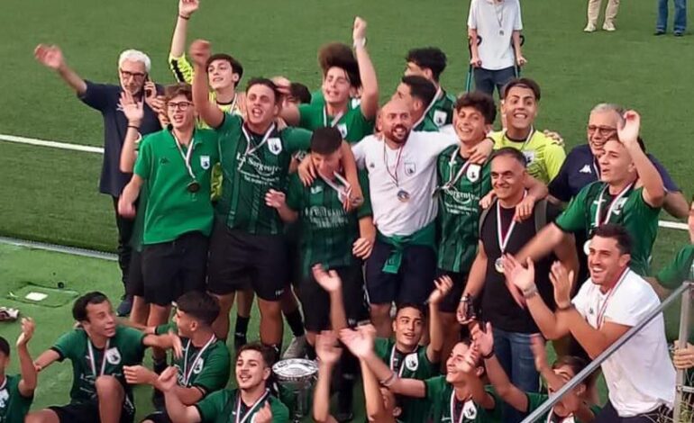 Il Monteruscello Calcio vince il campionato regionale Under 16 – LE FOTO