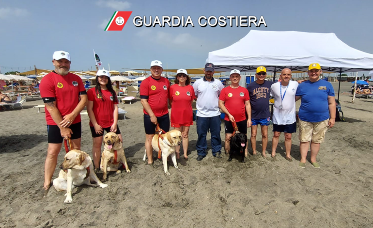 “Un tuffo nel Blu per l’Autismo”: scende in campo anche la Guardia Costiera di Pozzuoli