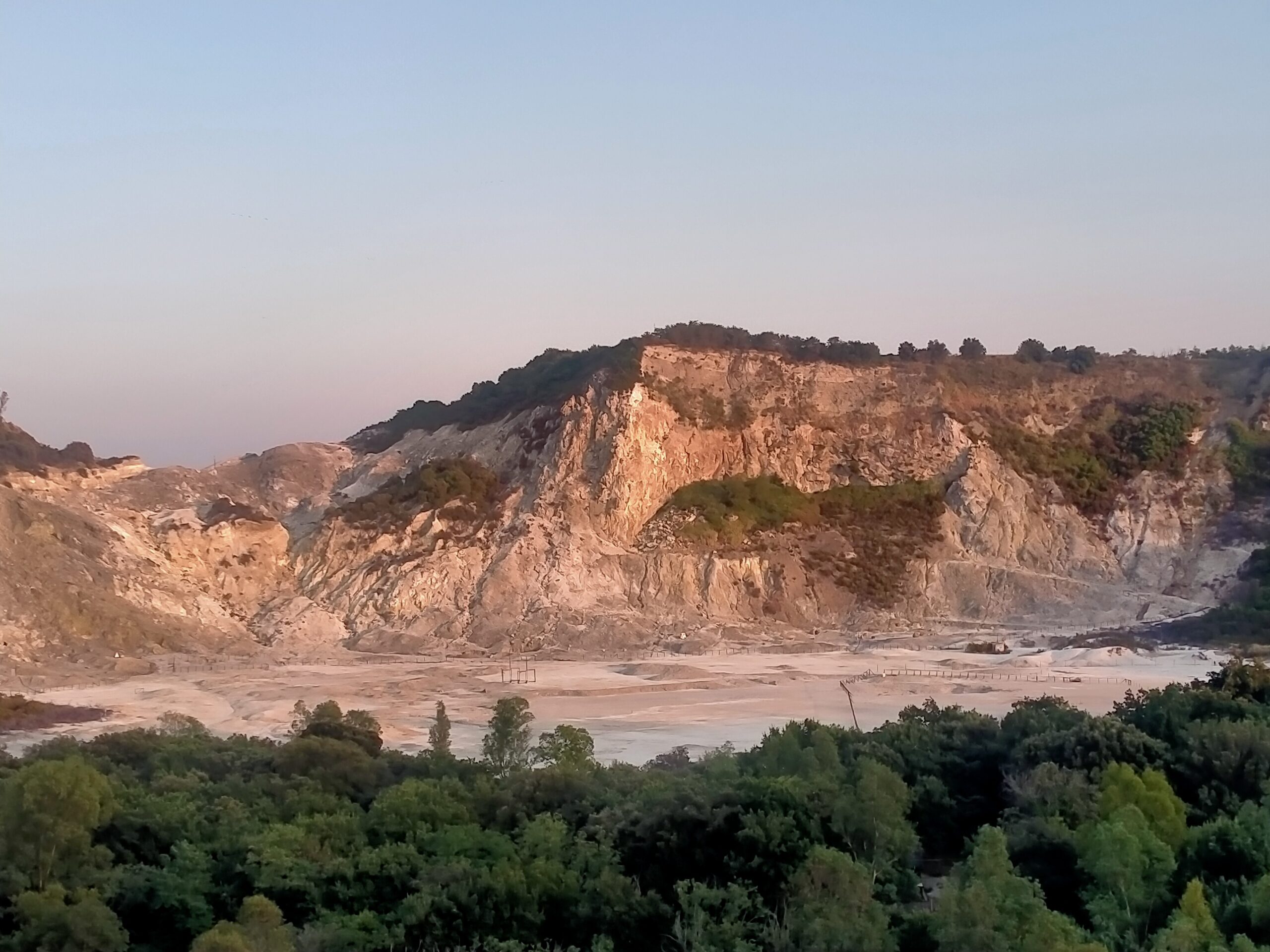 BACOLI/ “Vivere nel Vulcano”: al Castello di Baia l’incontro con gli esperti dell’Ingv-Osservatorio Vesuviano