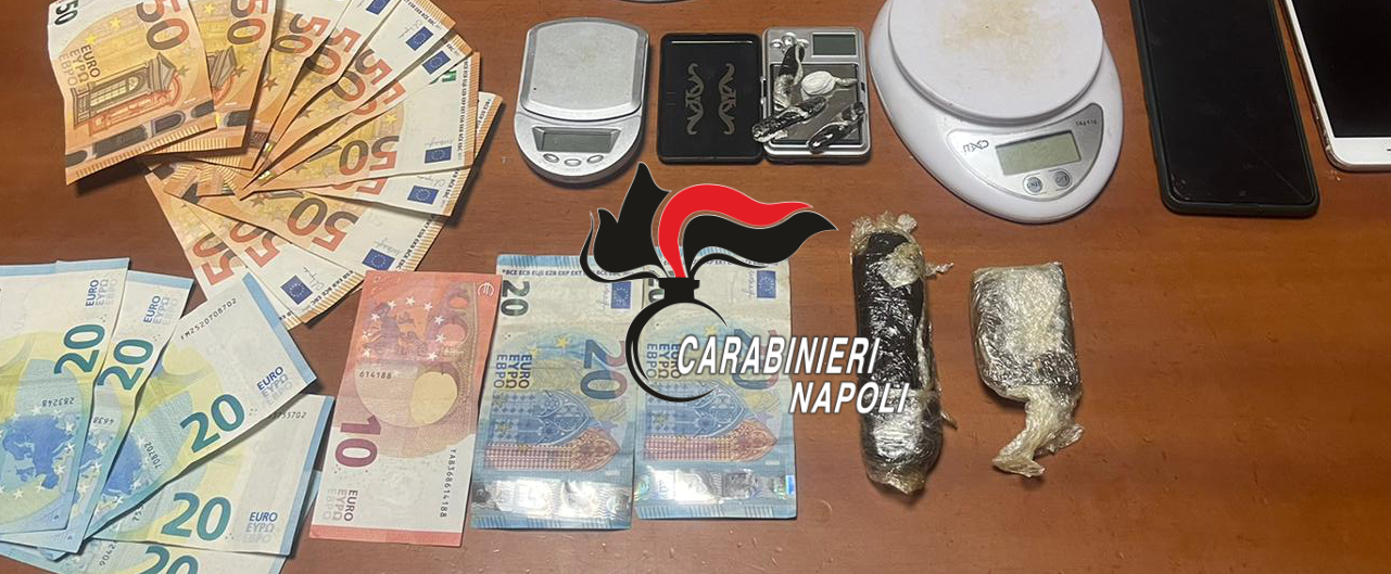 Pusher arrestato dai carabinieri a Monte di Procida: trovato con hashish, cocaina e soldi