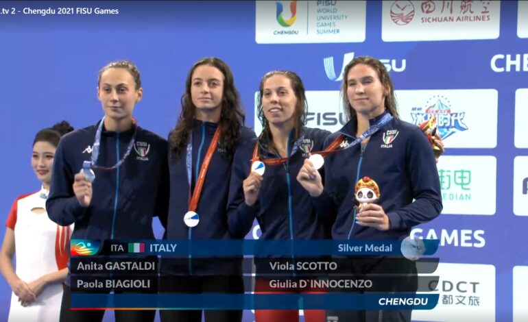 Nuoto, Viola Scotto di Carlo è d’argento nella 4×100 stile libero