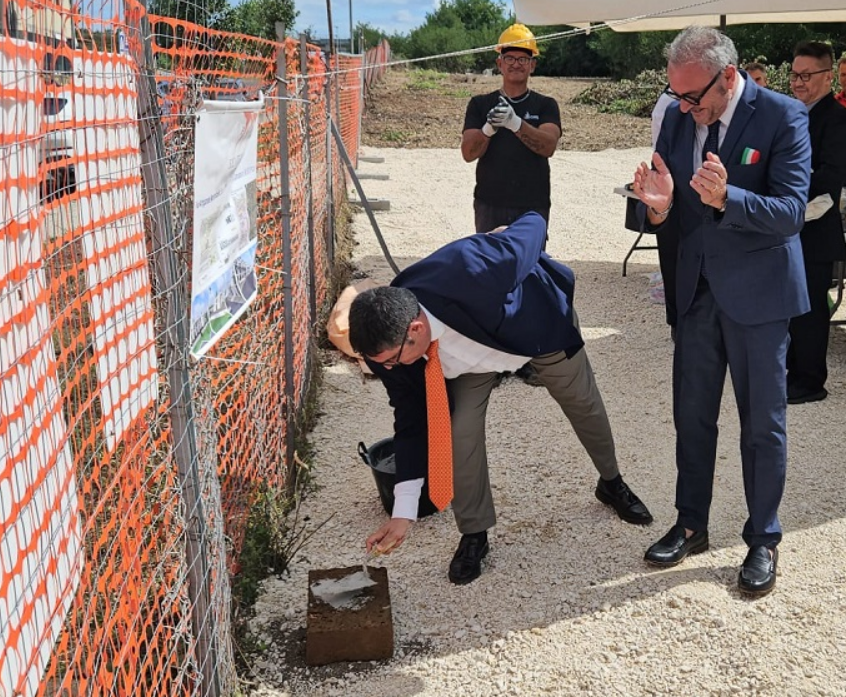 POZZUOLI/ Posta la prima pietra del Polo artigianale di Monterusciello