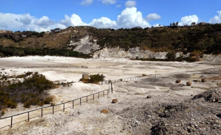 Bradisismo, a novembre oltre la metà dei terremoti nell’area della Solfatara e nel golfo di Pozzuoli