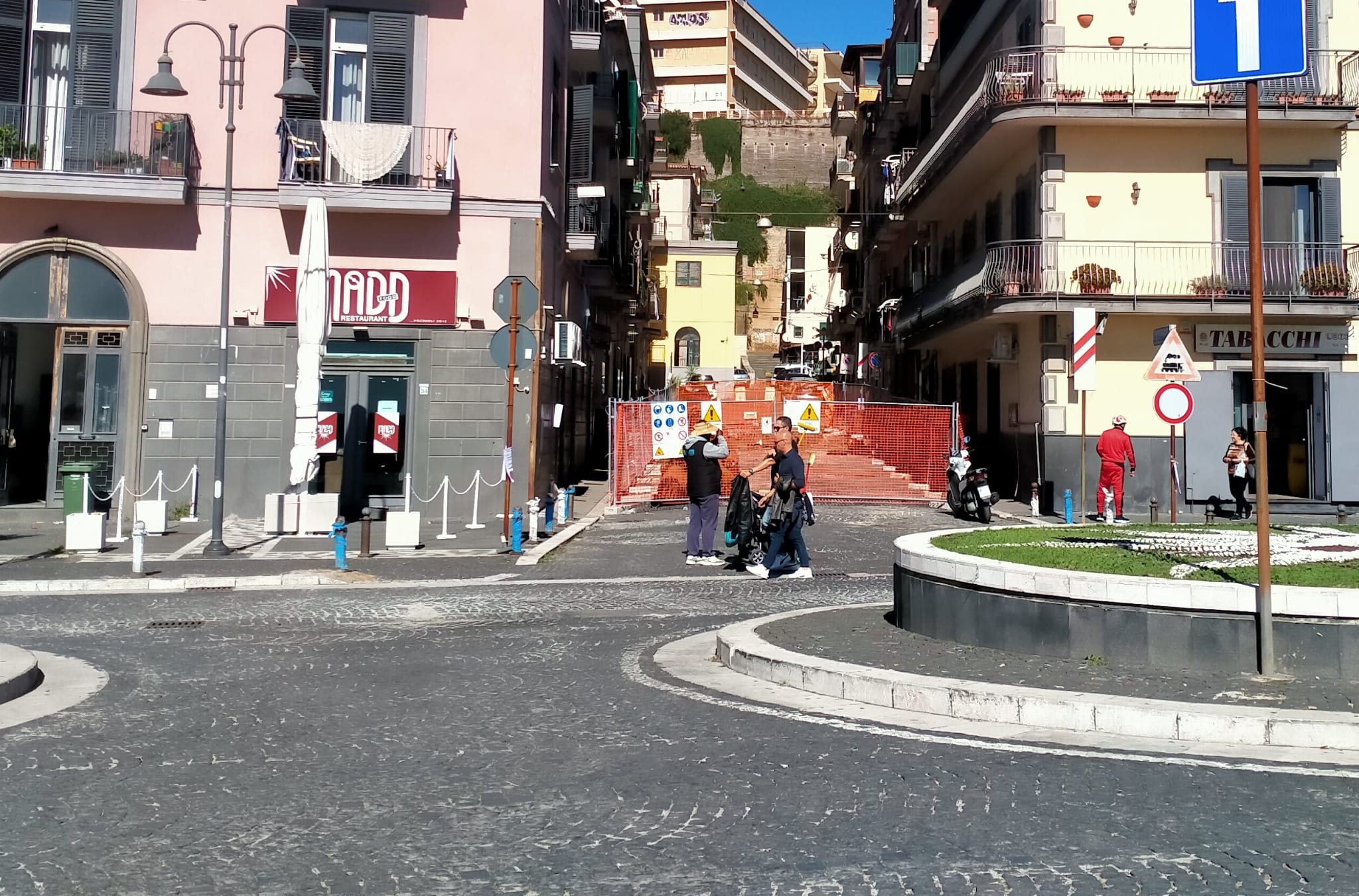 POZZUOLI/ Bradisismo, il sindaco ordina l’installazione di fessurimetri nei palazzi di via Cappuccini