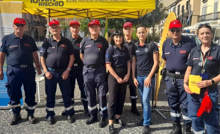 «Io non rischio» tre gazebo a Pozzuoli: in campo anche i volontari dell’associazione carabinieri