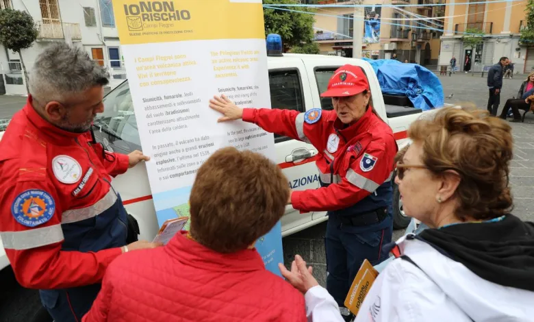 «Io non rischio» sul lungomare e in due piazze a Pozzuoli la campagna della Protezione Civile