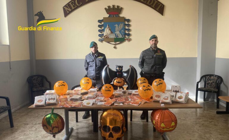 POZZUOLI/ La Finanza sequestra migliaia di articoli di Halloween contraffatti e non sicuri