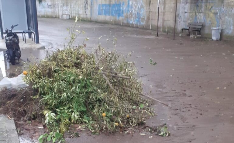 CAMPI FLEGREI/ Weekend sotto la pioggia: prorogata l’allerta meteo