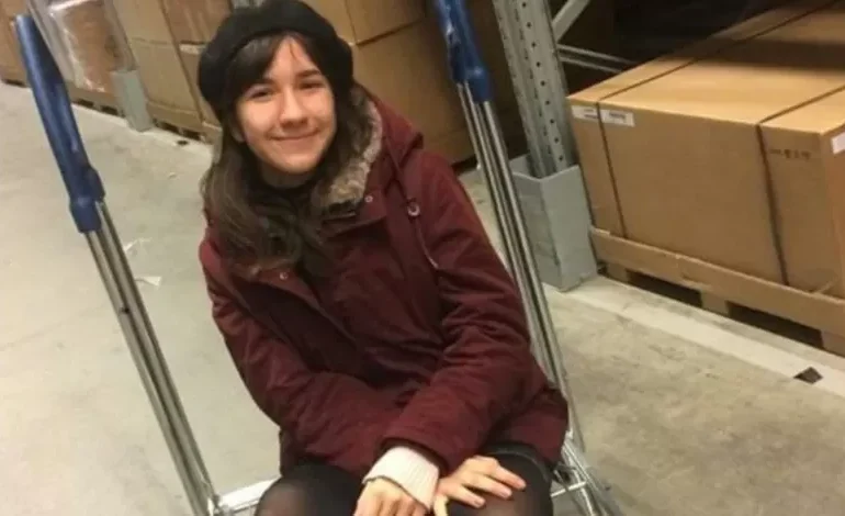 Pozzuoli si mobilita in ricordo di Giulia Cecchettin: studenti e detenute in corteo