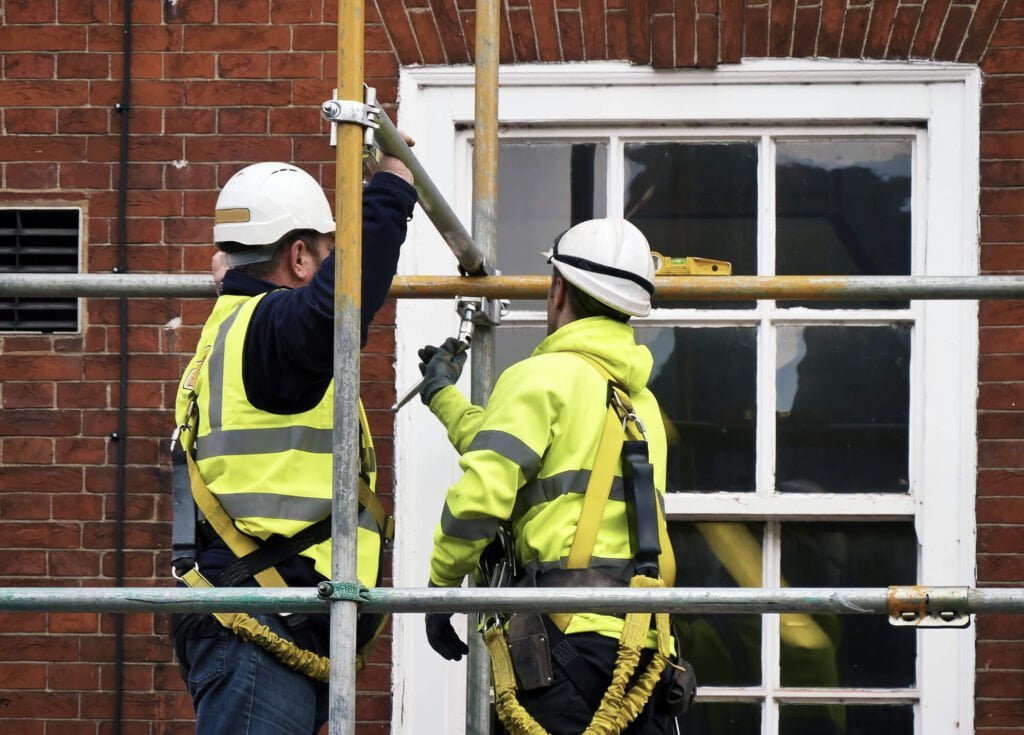 Incidenti nei cantieri edili, l’Asl Napoli 2 Nord al lavoro con ispezioni e sopralluoghi