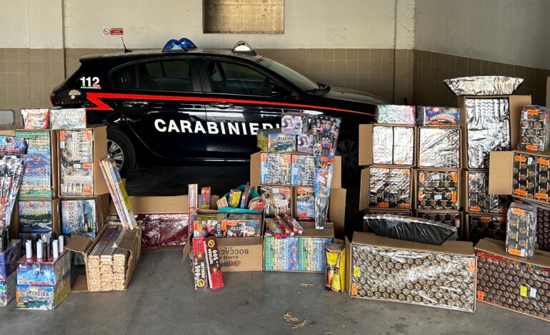 Capodanno, fuochi illegali: carabinieri sequestrano 5 quintali di botti, un arresto e una denuncia