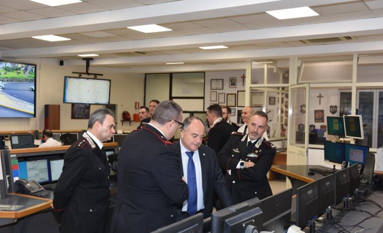 Nicola Gratteri incontra i carabinieri del Comando Provinciale