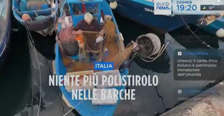 Pozzuoli sbarca sulla Tv europea con la rivoluzione delle cassette green per i pescatori – IL VIDEO