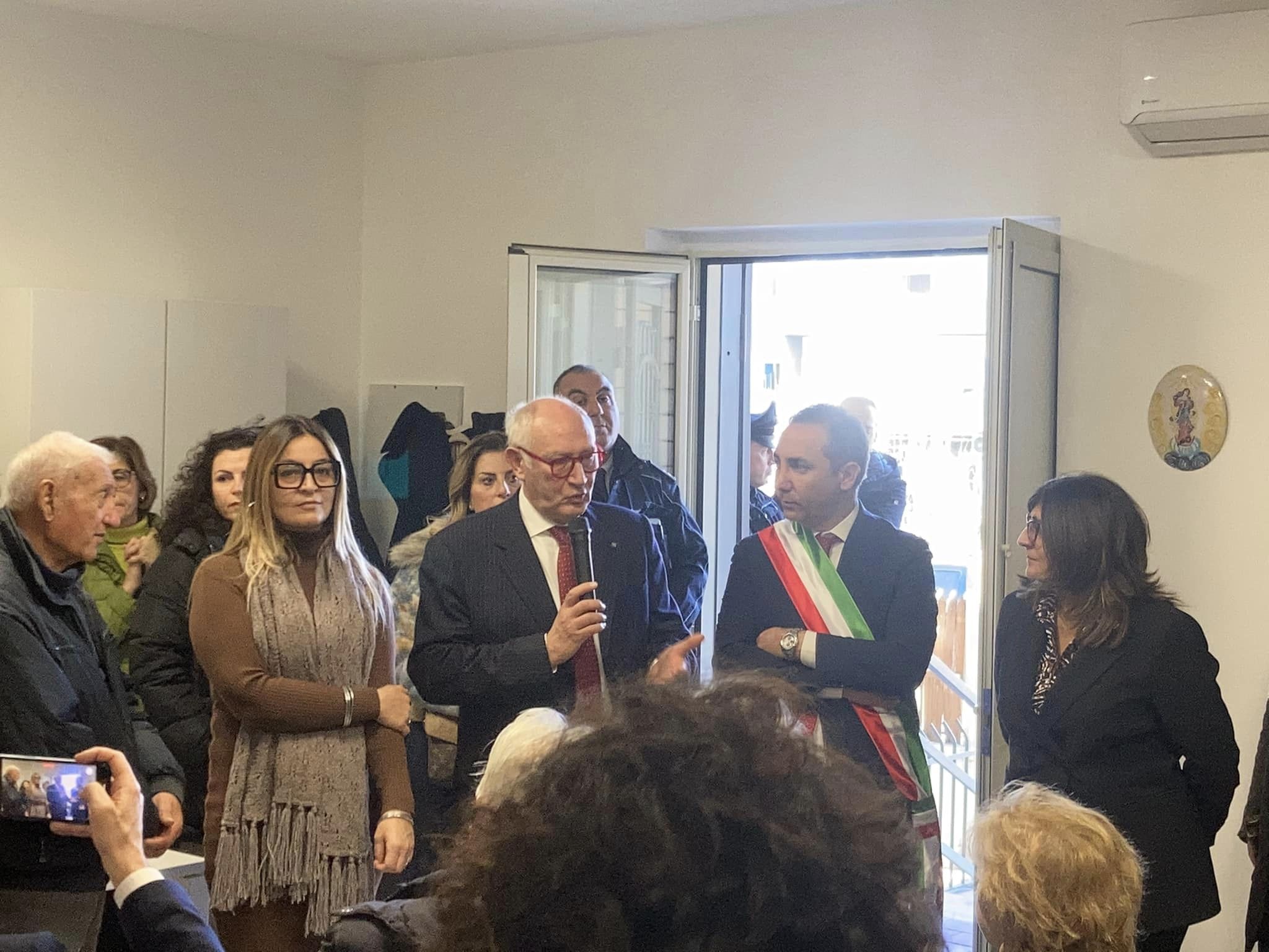 QUARTO/ Inaugurato il nuovo centro anziani nel bene confiscato alla camorra in via Kennedy