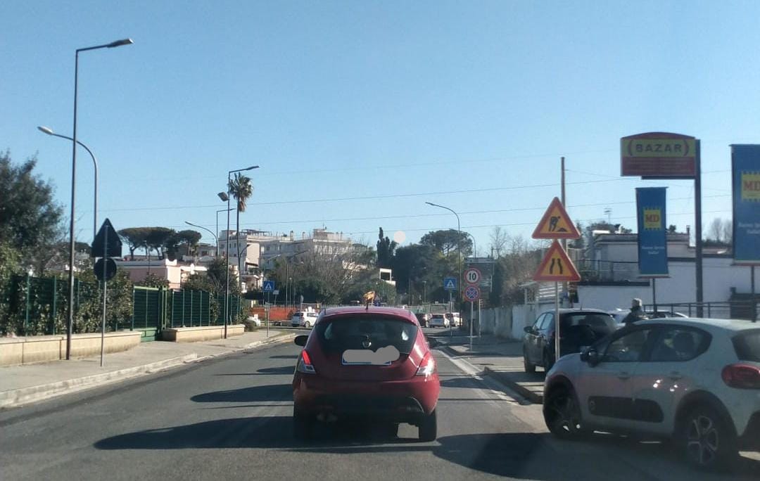 POZZUOLI/ Giovani rapinati nel traffico nei pressi de “La Schiana” «Abbiamo visto scarrellare la pistola»