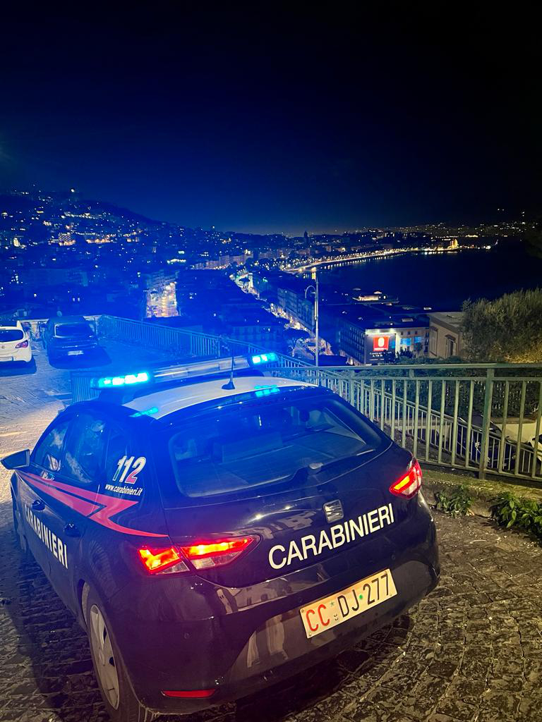 Controlli dei carabinieri nella notte: 10 denunciati, fermati 6 parcheggiatori abusivi