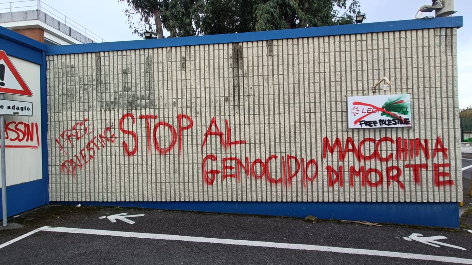 Palestina libera, manifestazione all’esterno dell’industria Leonardo a Bacoli – LE FOTO