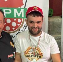 Il pizzaiolo di Quarto Procolo Ferrigno conquista il primo posto al Trofeo San Sebastiano