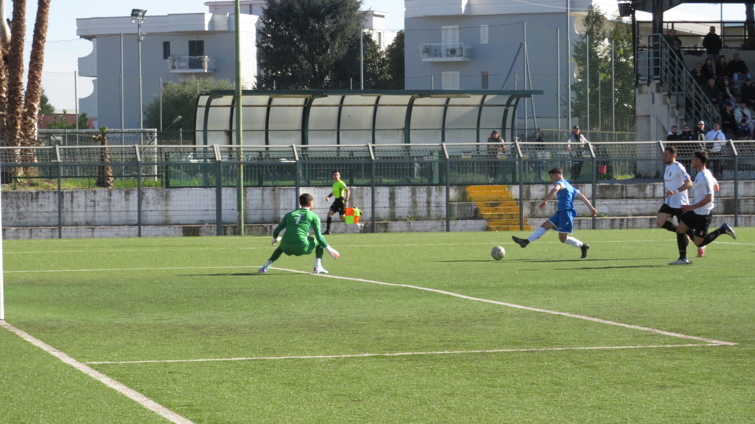 CALCIO/ Accietto-gol non basta: il Rione Terra battuto dal Savoia di Campilongo