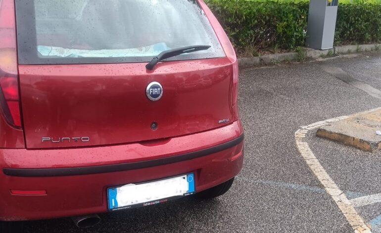 Auto blocca per due ore l’ingresso al parcheggio del pronto soccorso di Pozzuoli