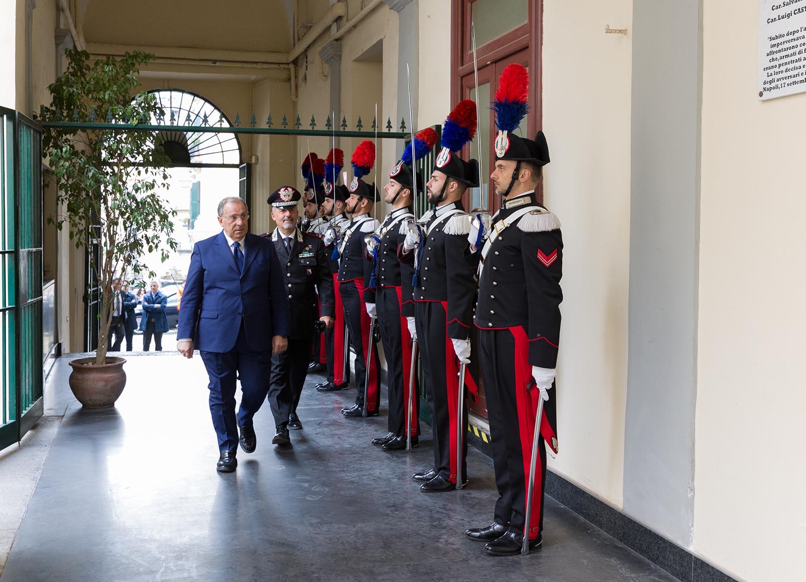 Il prefetto di Napoli Michele di Bari visita il Comando Provinciale Carabinieri di Napoli
