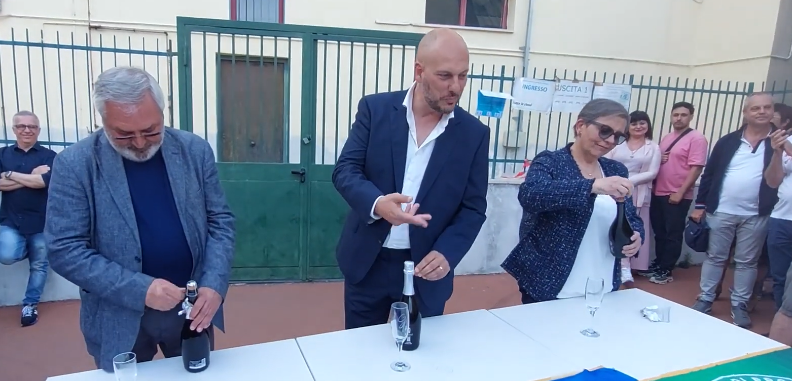 Monte di Procida verso il voto, brindisi comune per i tre candidati a sindaco