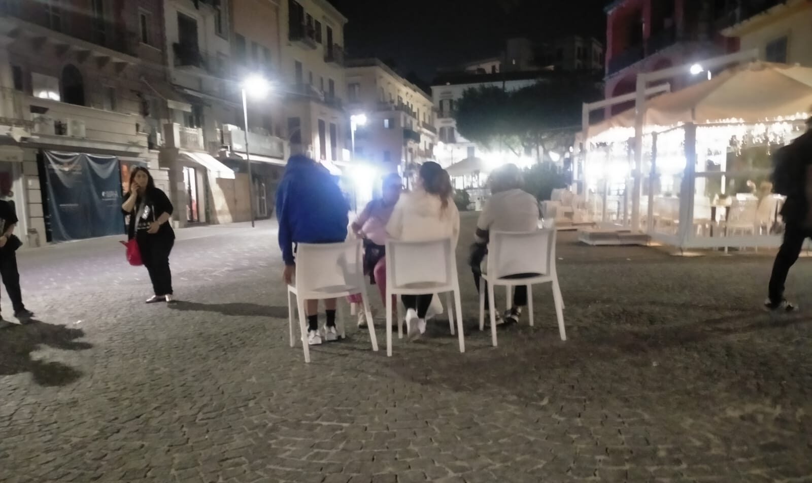 Terremoto, a Pozzuoli allestite quattro aree di accoglienza per la notte