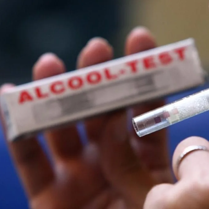 POZZUOLI/ Raffica di multe della Polizia Municipale: fermata neopatentata positiva all’alcol test