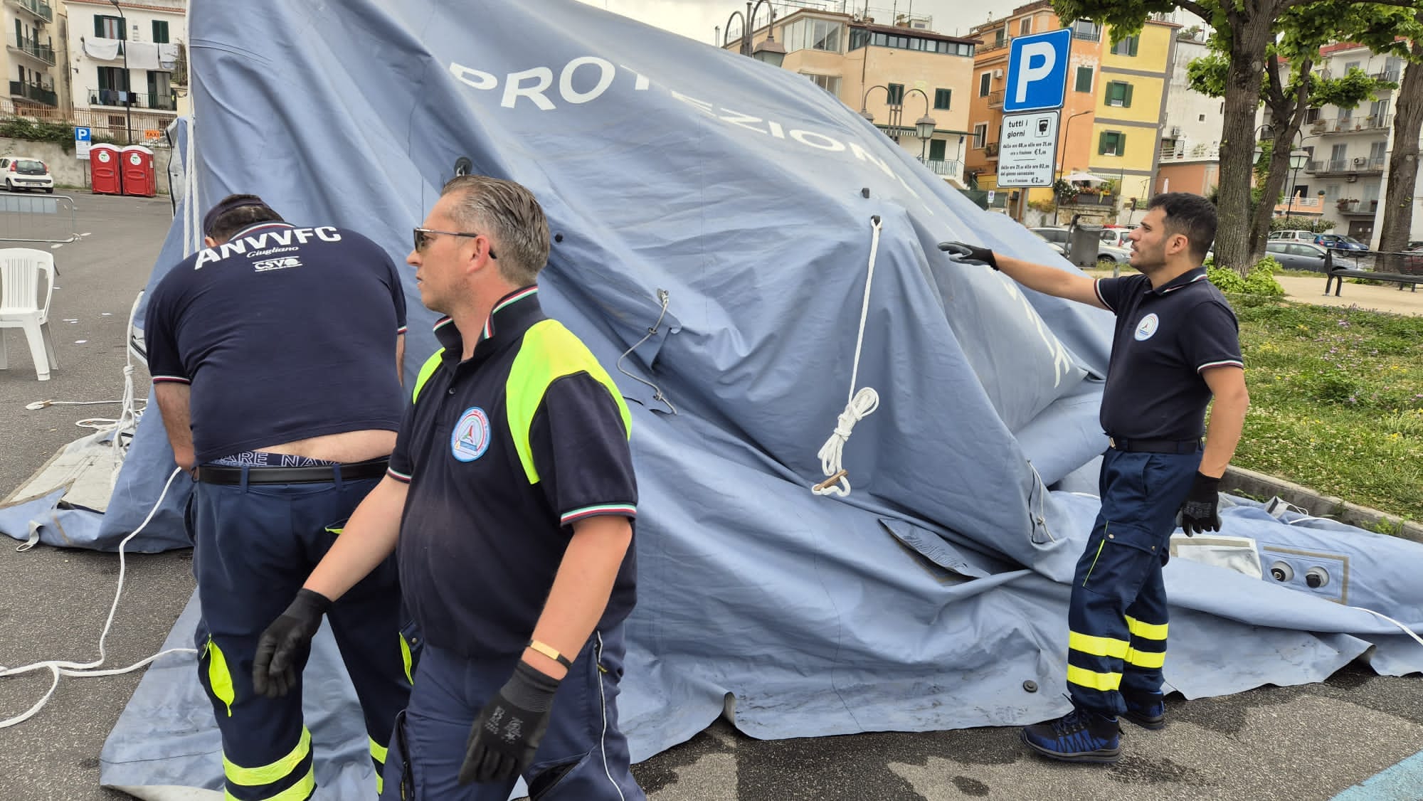 Rimosse le tende a Pozzuoli, la città si mette alle spalle la crisi sismica «Un ritorno alla normalità»