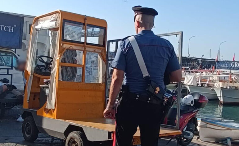 Controlli nelle strutture ricettive, sequestrati due carrelli elettrici senza revisione