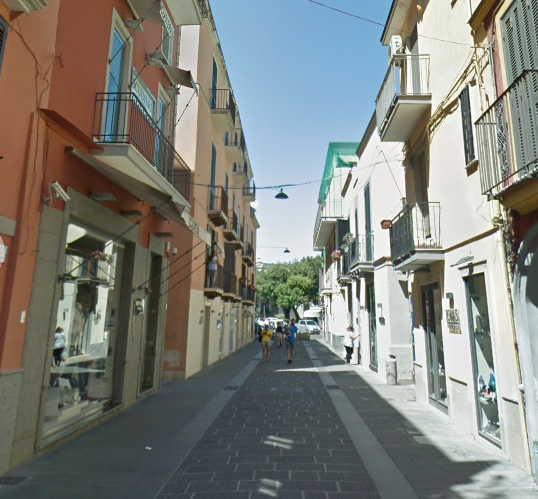 Commercio a Pozzuoli, parla il presidente di ConImprenditori: «Settore in forte crisi, servono aggregazione e supporti attrattivi»