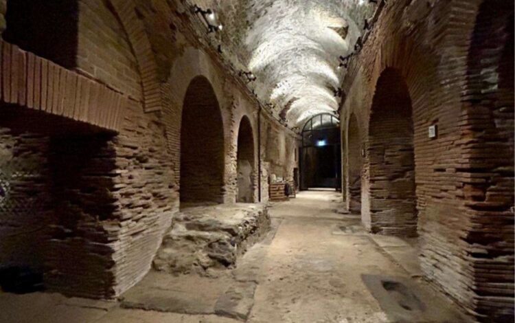 POZZUOLI/ Urinava in una grotta dell’Anfiteatro Flavio: turista ungherese denunciato dalla Polizia