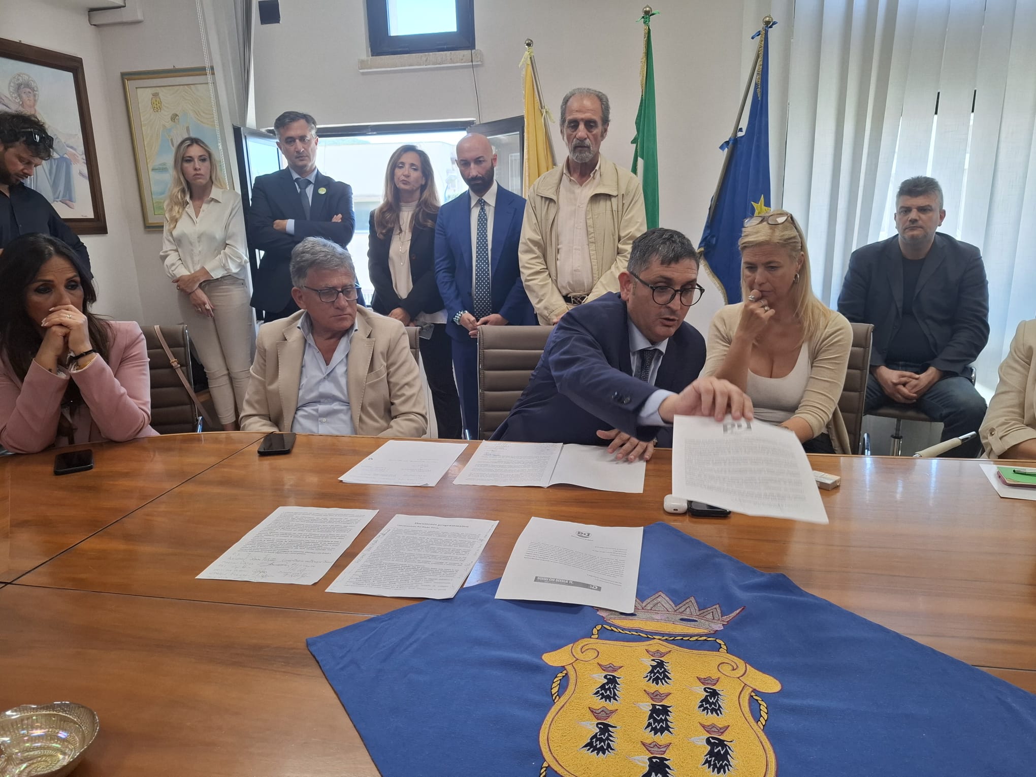 POZZUOLI/ Nuova Giunta e nuova maggioranza, Manzoni rilancia: «La mia è coalizione inclusiva»