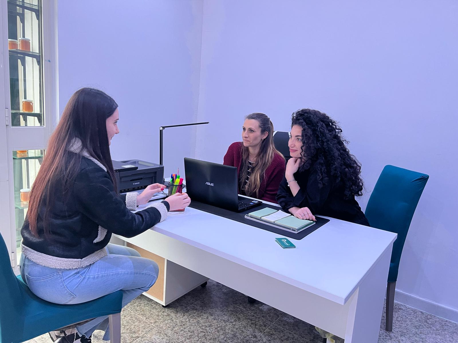 Sostegno ai parenti dei disabili, partiti i primi 30 progetti a Pozzuoli e nella provincia di Napoli