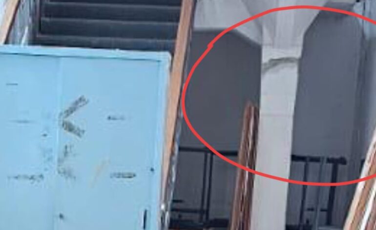 POZZUOLI/ Mamme preoccupate, la preside del Tassinari rassicura «La nostra è una delle migliori strutture antisismiche»